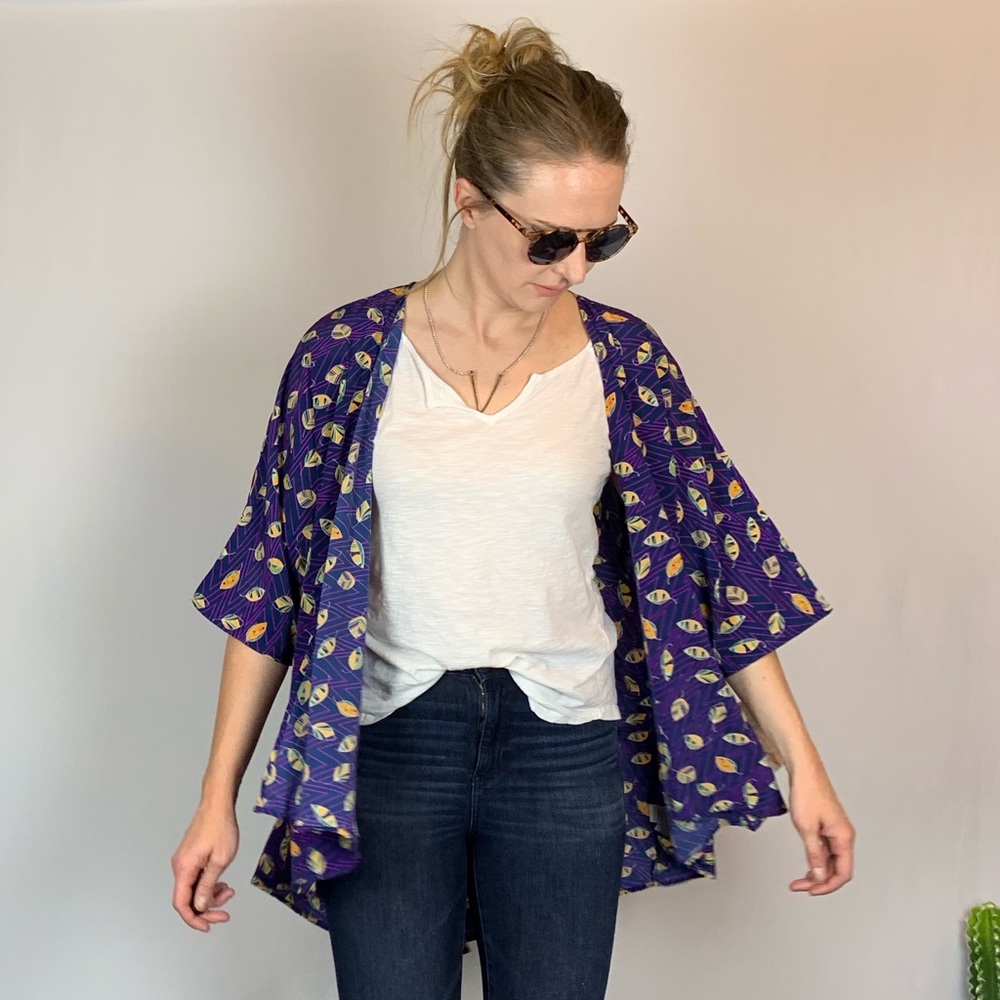 LuLaRoe Purple Lindsay Cardigan Small RN 142161